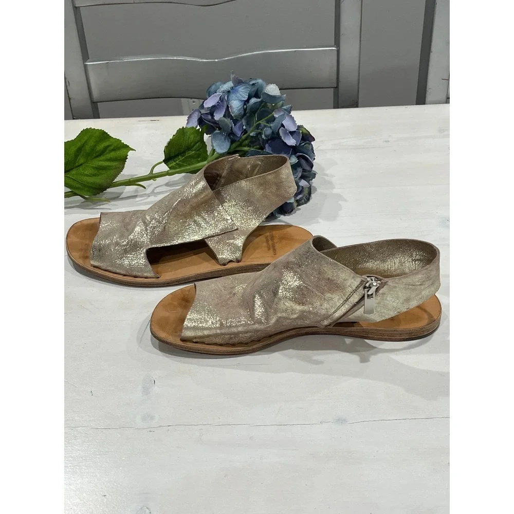 Officine Creative platinum leather‎ zipper Sandals size 38.5